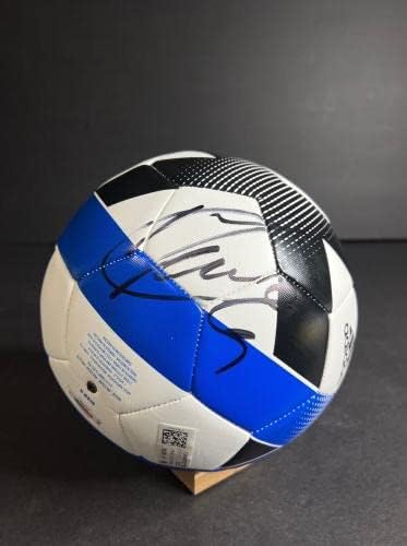 Пол Дыбала Подписа Футболна Топка Шампиони по футбол през 2022 г. в Аржентина PSA - Футболни Топки с Автографи