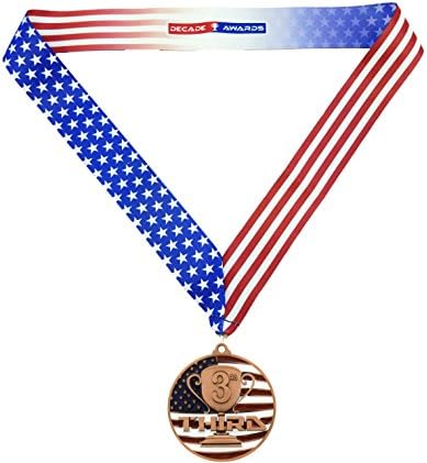 Медал с патриотичен надпис Decade Awards Place - Медальон с ширина 2,75 инча със Звездно-раирана лента с V-образно деколте