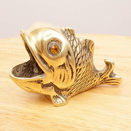 Пепелник за риба, реставрирана UKARETRO || Happy Fish || Реколта от плътен месинг || Риба от плътен месинг с кафяви стъклени