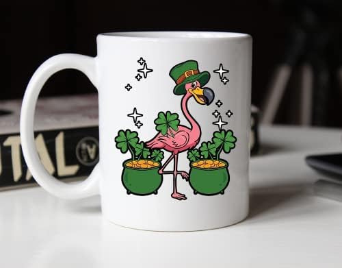 Чаша с Фламинго В Деня на Св. Патрик, Забавна Ирландската Кафеена Чаша За Любителите на розовото Фламинго, Подарък под